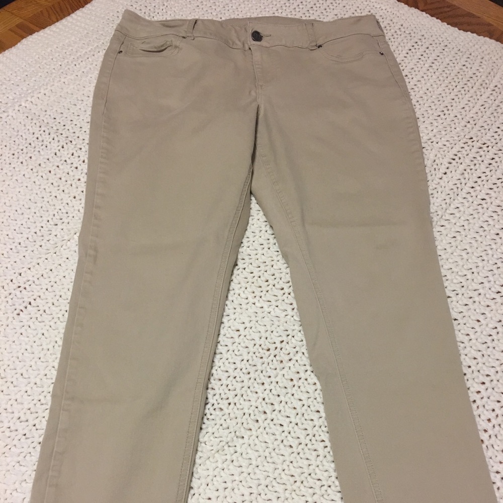 Maurice’s Tan Jeggings